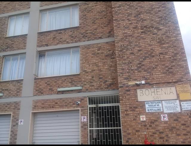 2.5 BEDROOM FLAT FOR SALE IN SILVERTON